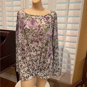 Time and Tru Purple and Gray Floral wide Scoop Neck Top XL